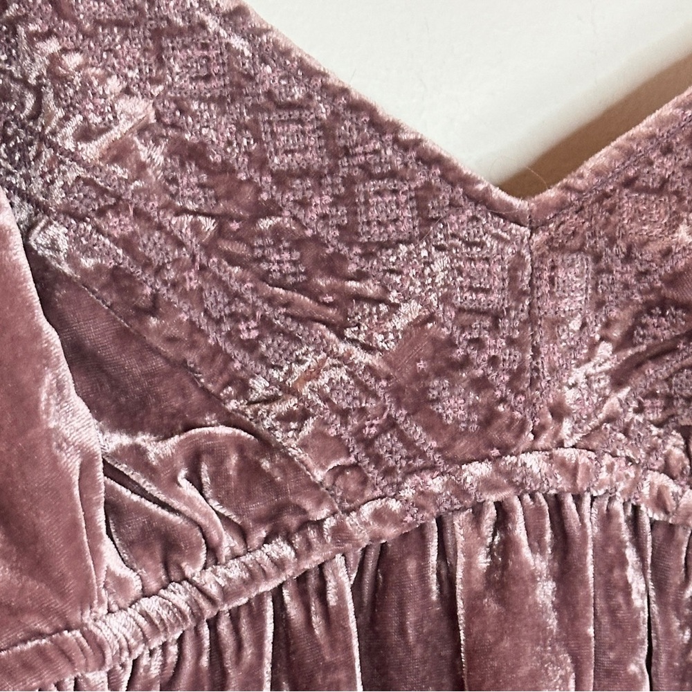 Lucky Brand Embroidered Velvet Cami L Rose Taupe NWT - Picture 6 of 11